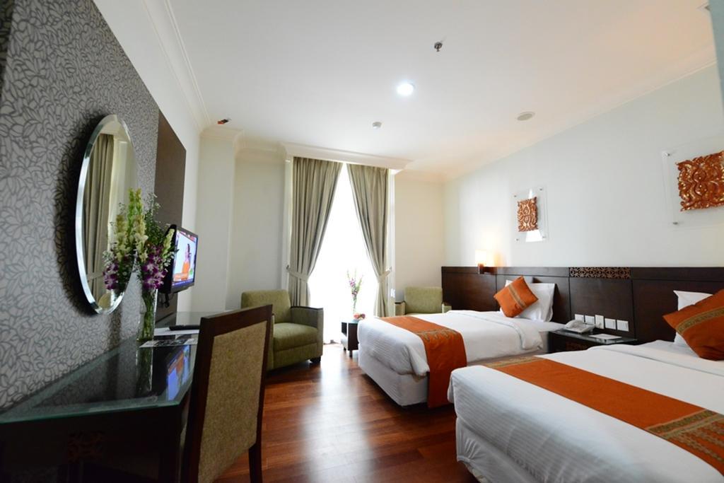 Amazing Kutaradja Hotel Jacarta Quarto foto