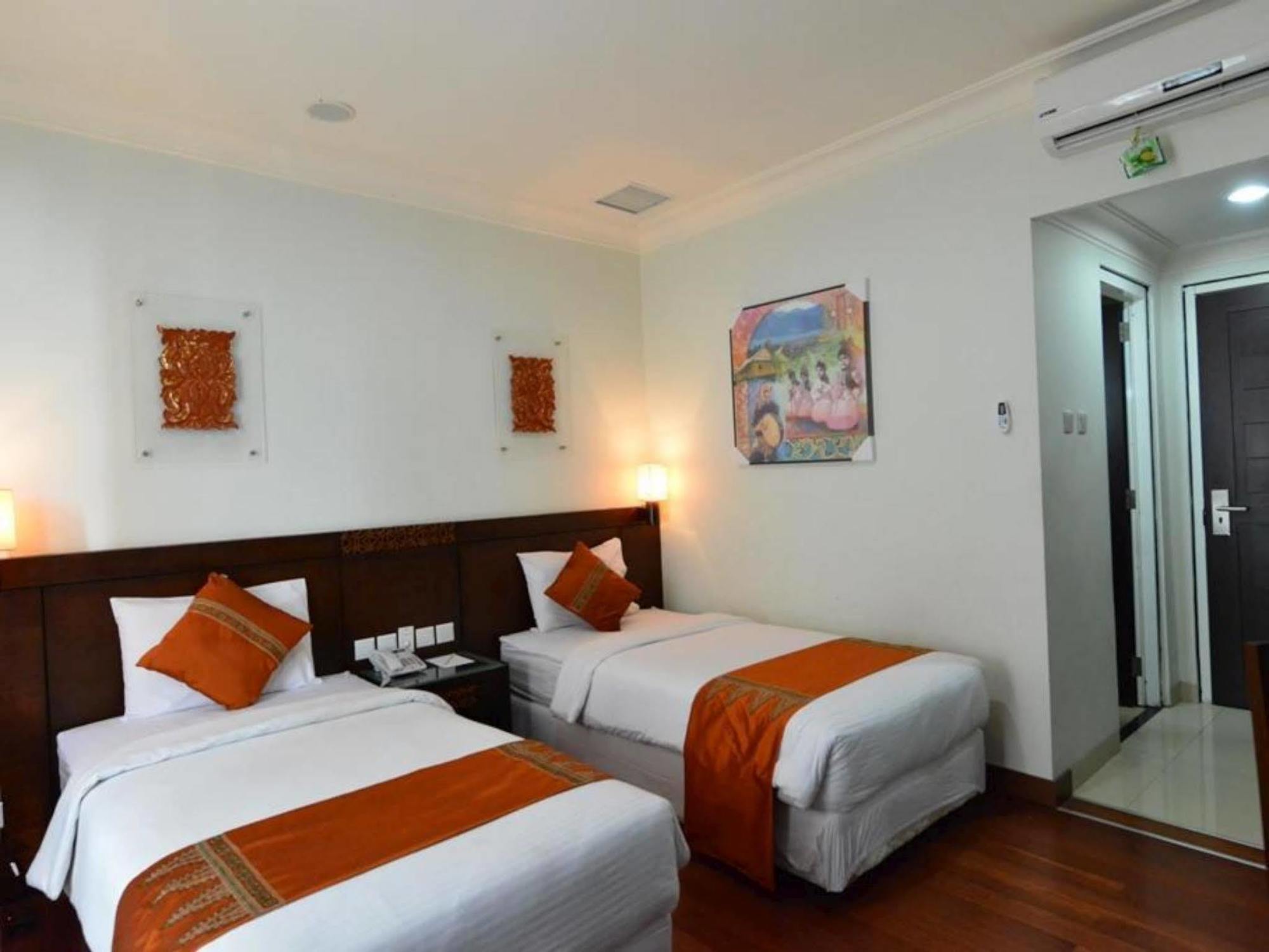 Amazing Kutaradja Hotel Jacarta Exterior foto