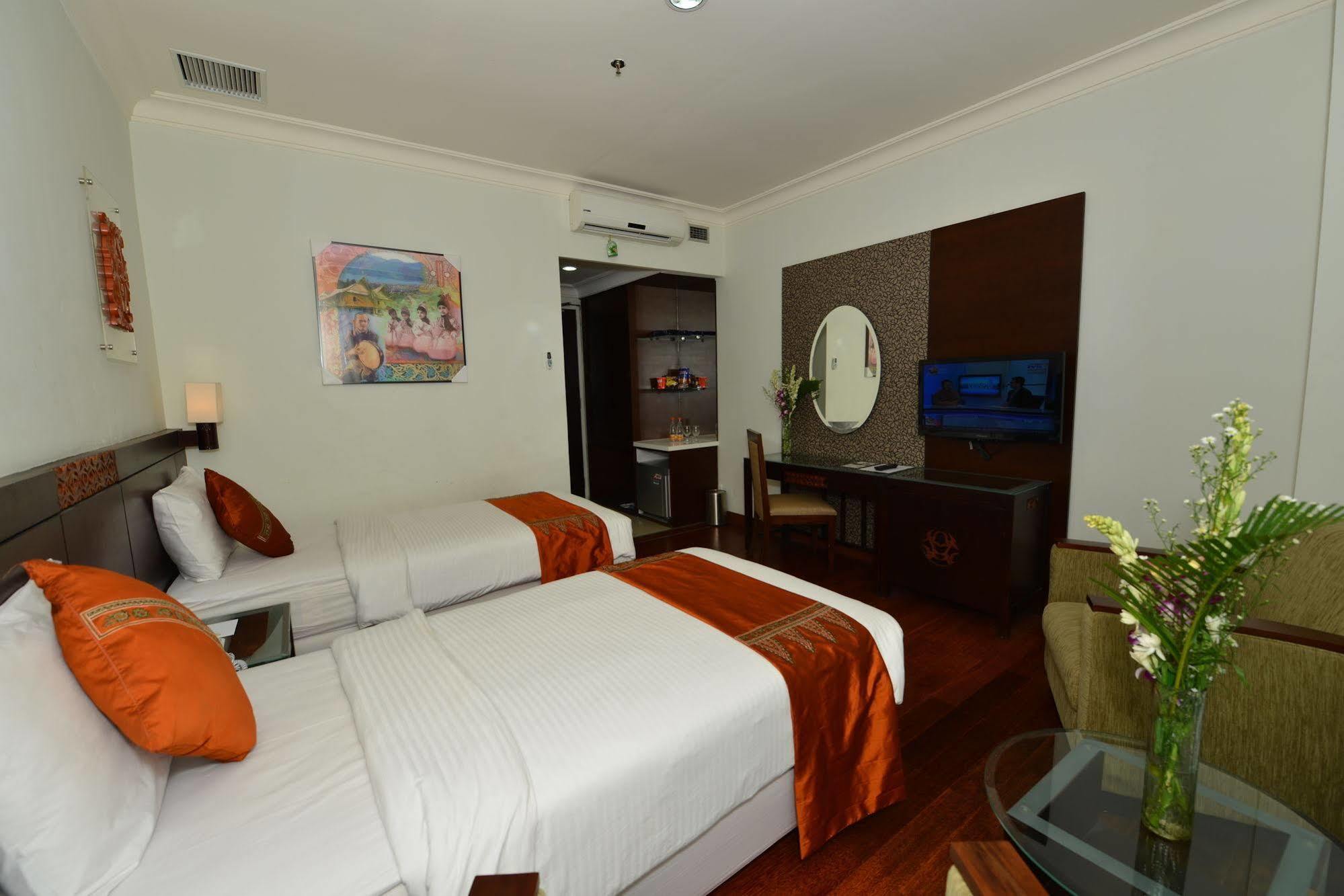 Amazing Kutaradja Hotel Jacarta Exterior foto